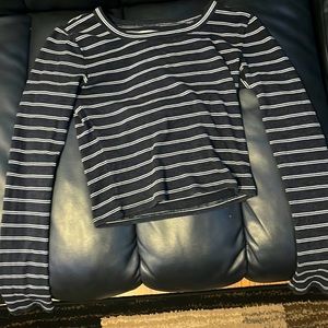 Hollister grey n white long sleeve crop top